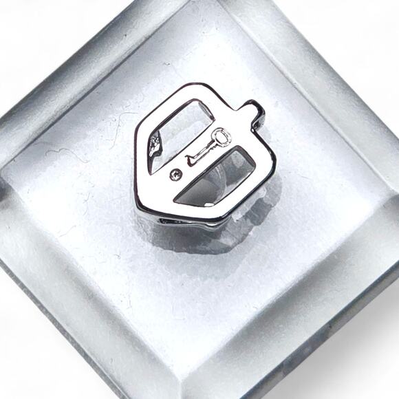 Keep Collective Cupcake Silver Tone Slide Key Charm For Bracelet Necklace Watch - Picture 2 of 2